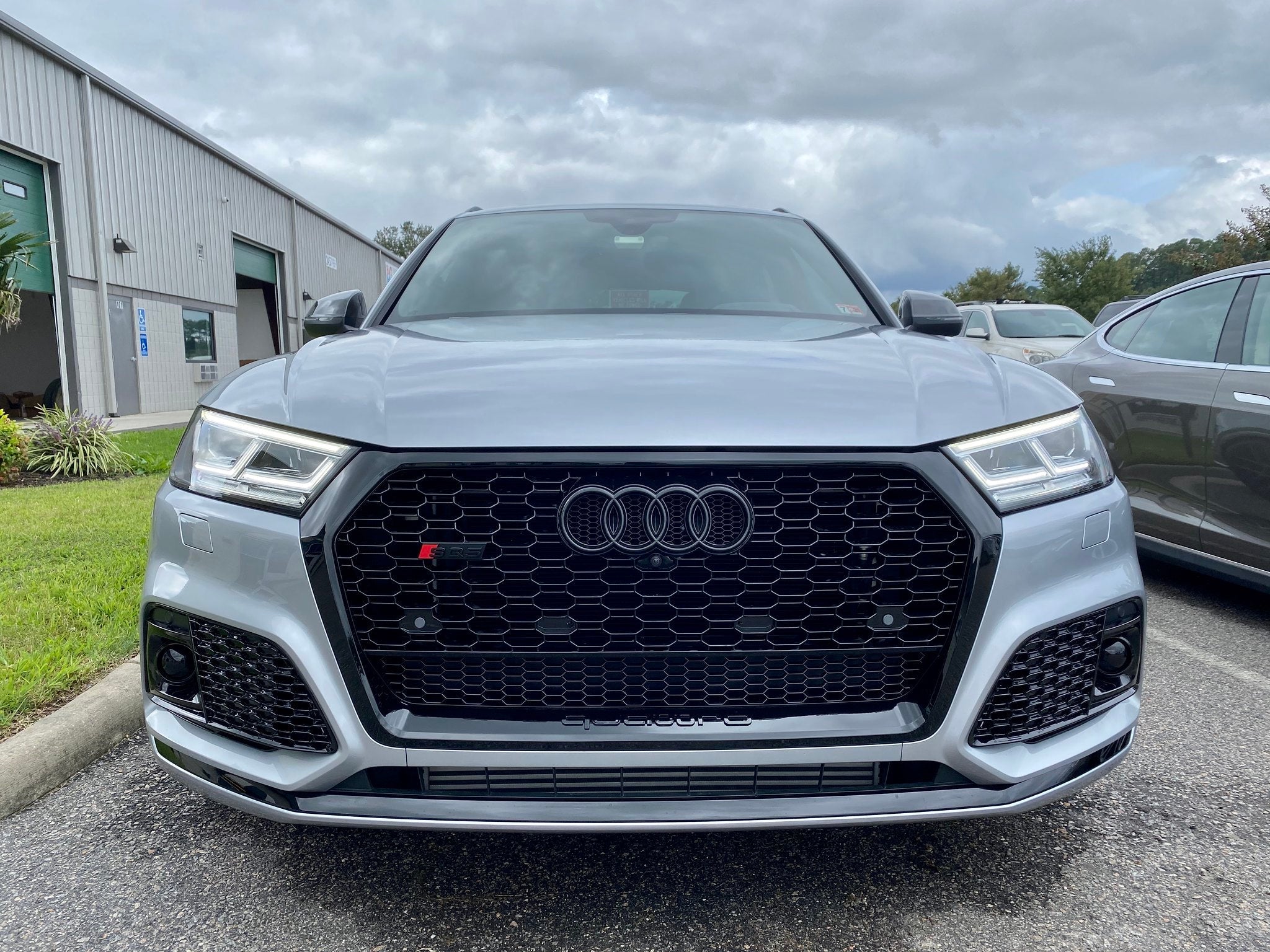 Audi Rsq5 Style Honeycomb Front Grille 2018 2020 Fy Q5 Sq5 Rax